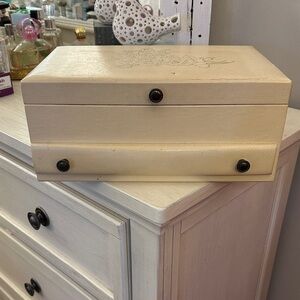 Chic Cream Jewelry Organizer Box